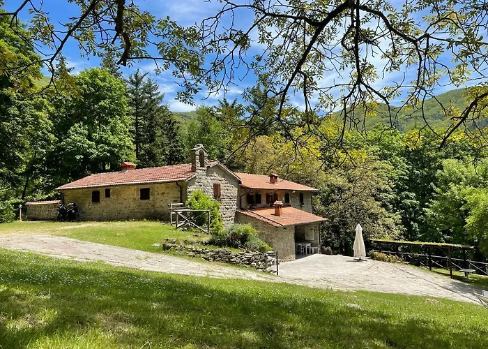 Villa Eremo Montemezzano Pratovecchio Stia